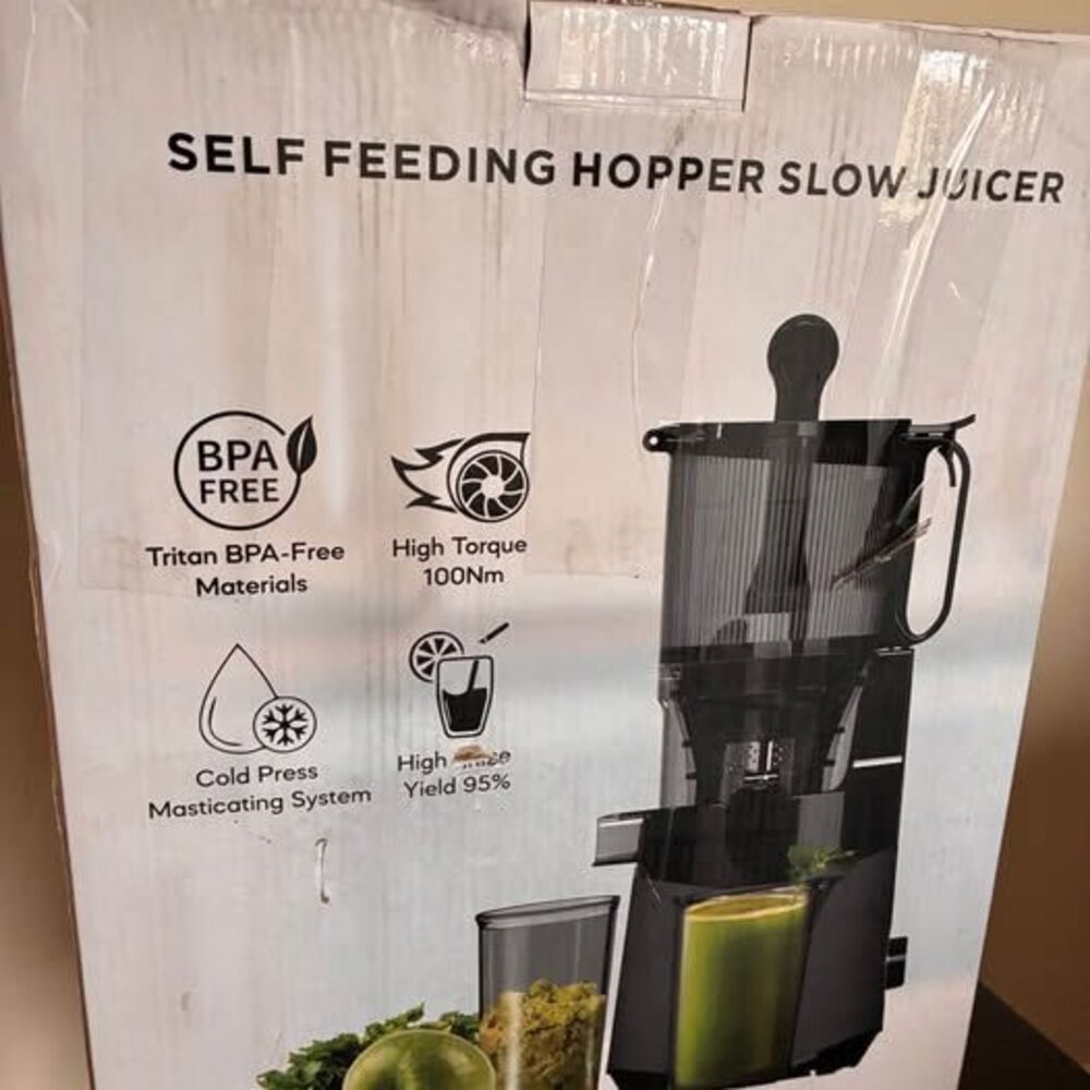 Tritan BPA-Free high torque cold press masticating juicer. New in box